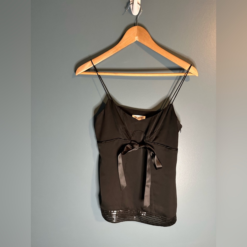 LOFT Sz 0 Black Camisole with Bow Detail and Sequins